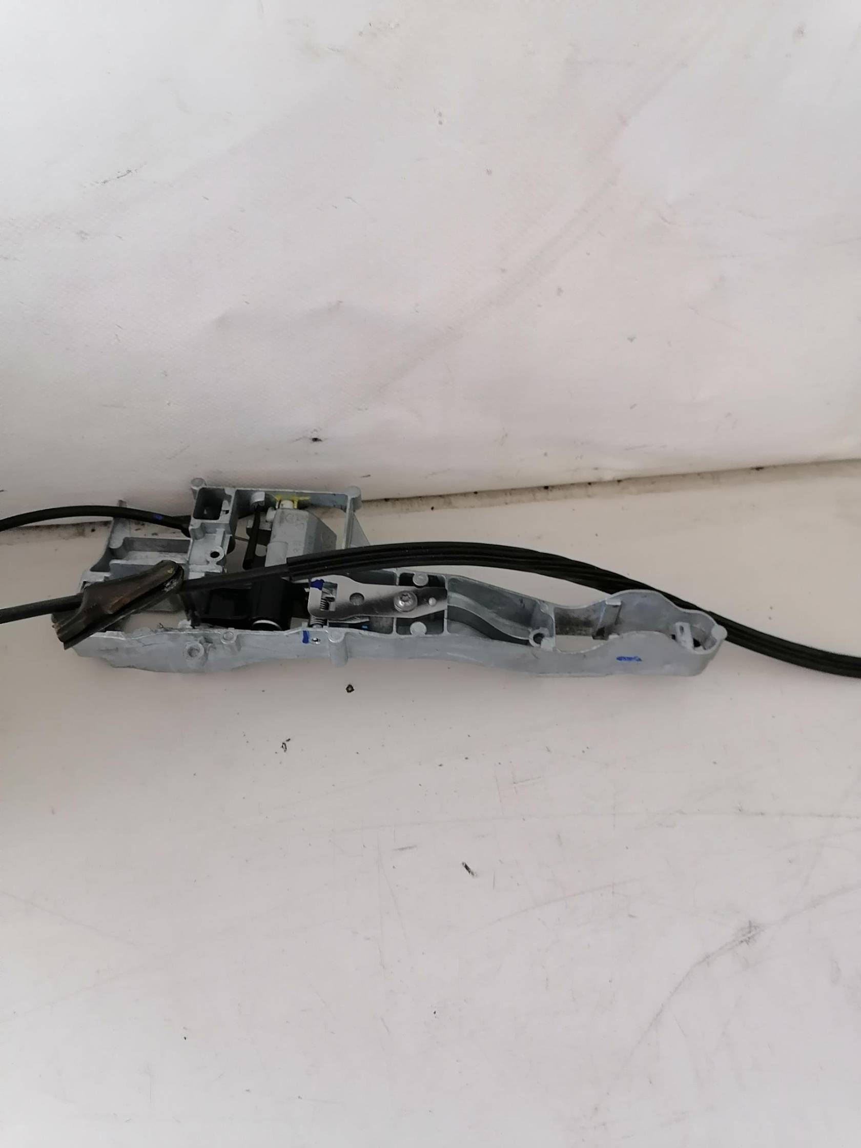 Serratura porta ant. sx.